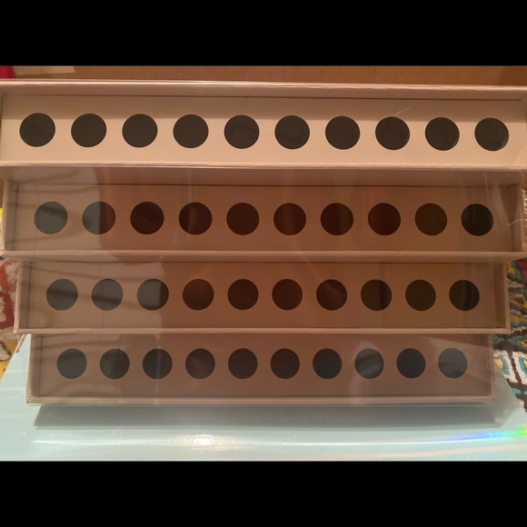 🌟NWT Jeffrey Star Orgy Velour Liquid Lipstick Makeup Display 🌟 - Picture 2 of 7